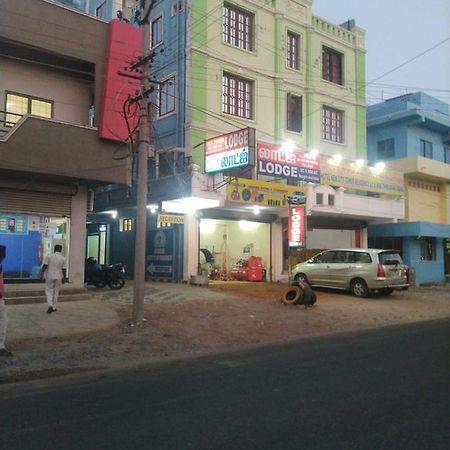 New City Tower Residency Tiruchchendur ภายนอก รูปภาพ